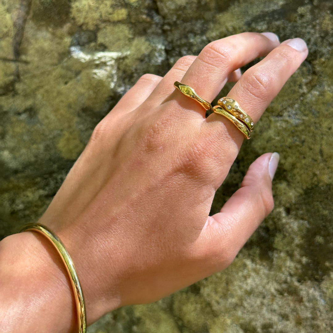 WINNIE RING